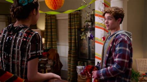 S01E07 Sneak Peek – High School Musical: The Musical: The .